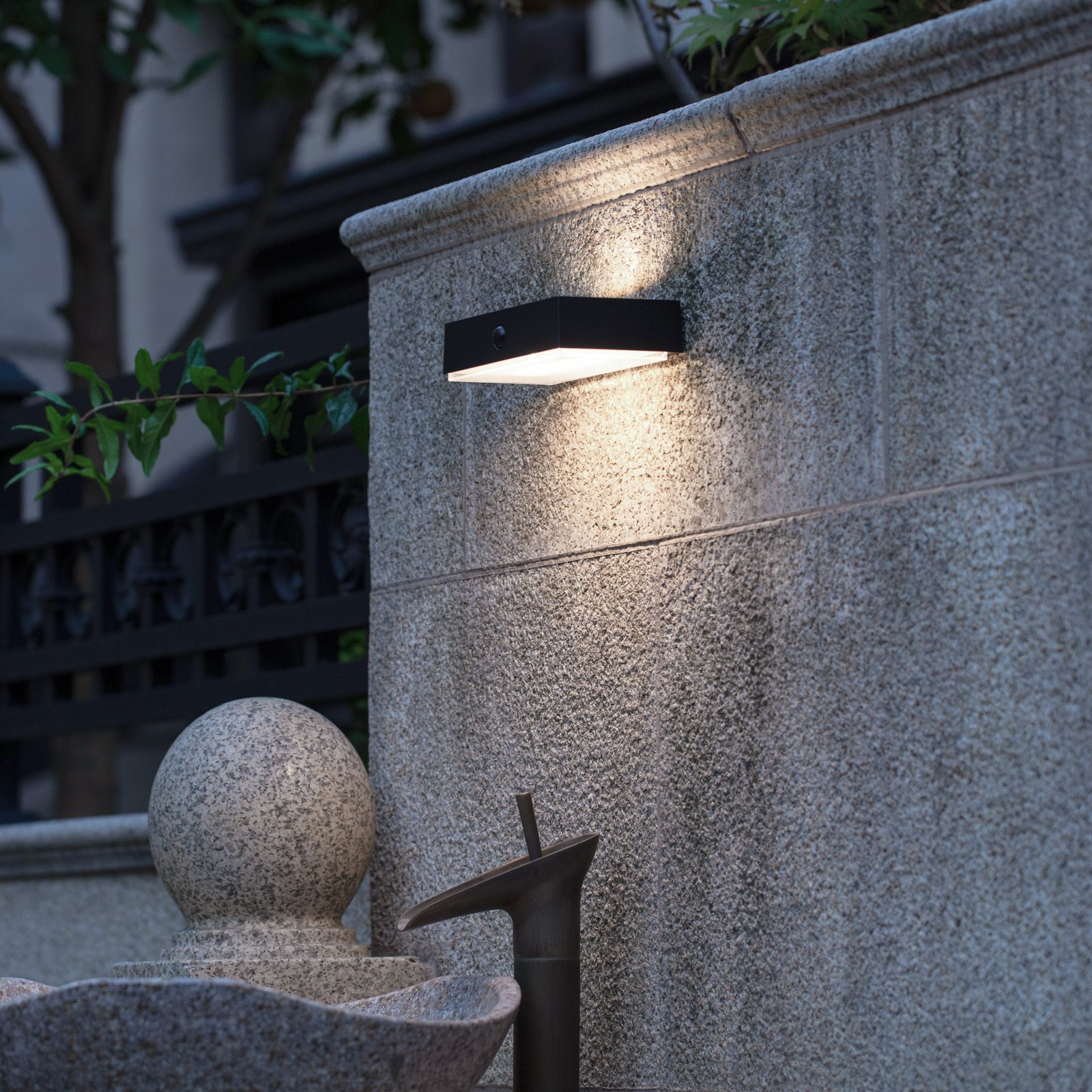 Applique LED solare da esterni Fadi, CCT