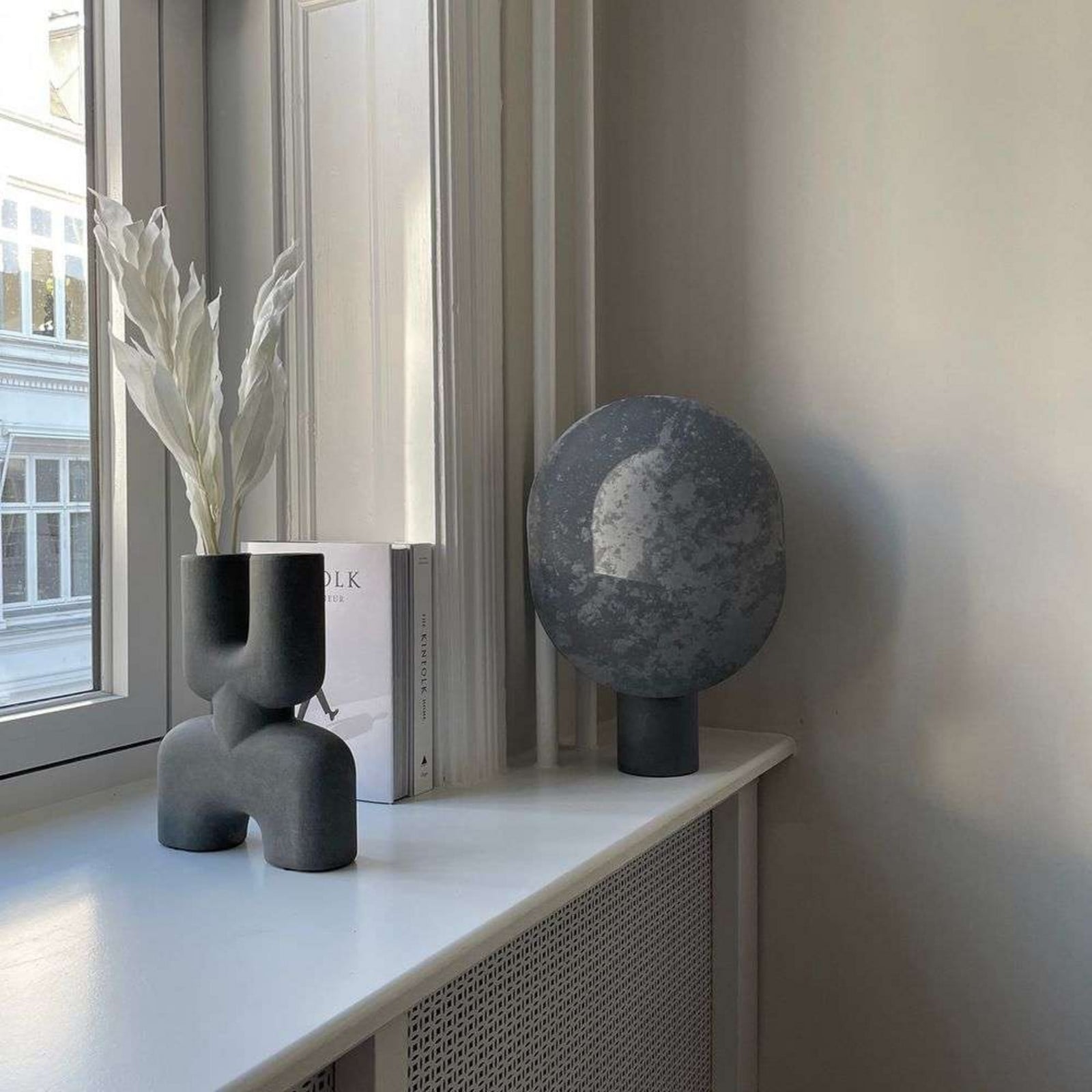Clam Bordslampa Oxidized 101 COPENHAGEN - Vardagsrum - Metall