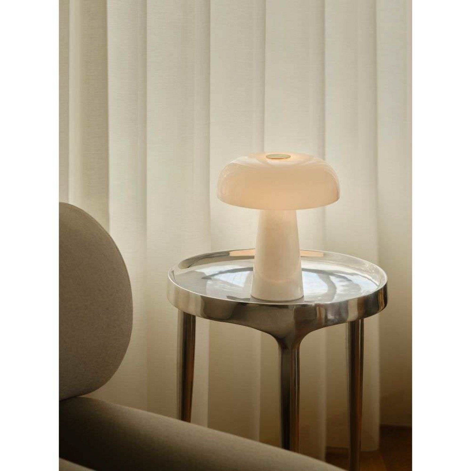Λάμπα τραπεζιού Glossy, λευκή, ύψος 24 cm, μάρμαρο/γυαλί