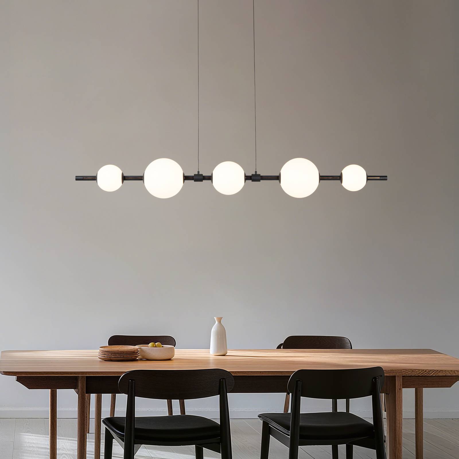 Lucande LED-Hängelampe Tanira, schwarz/weiß, 140cm, step-dim günstig online kaufen