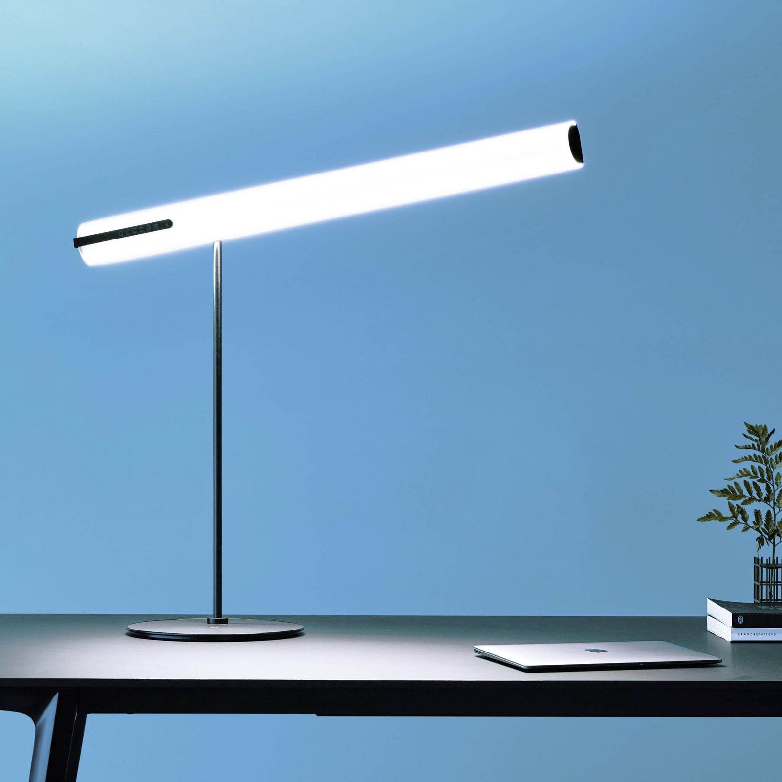 HEAVN One LED table lamp