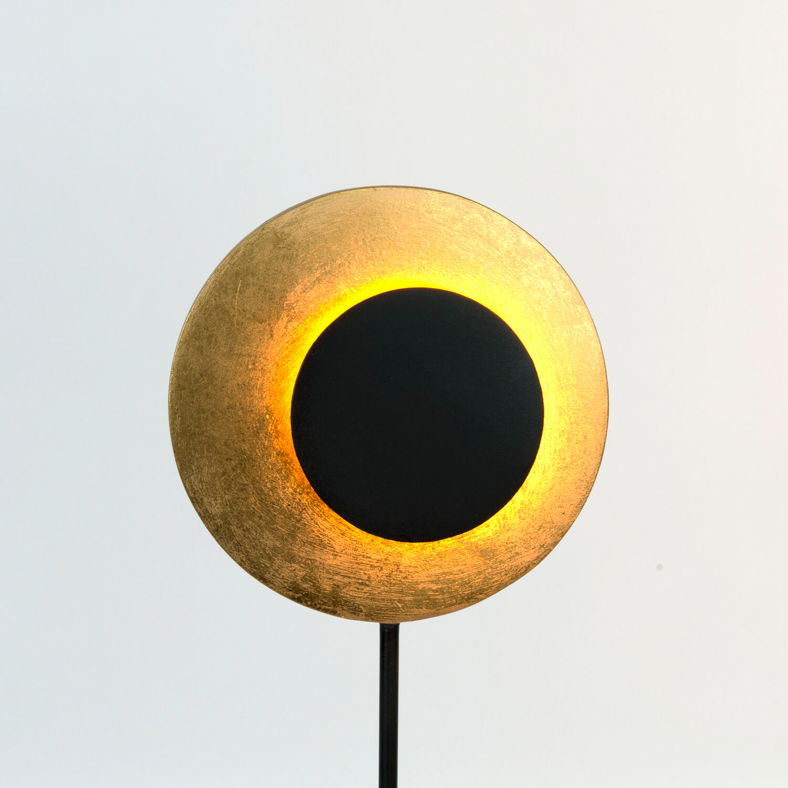LED-lattiavalo INFINITY TERRA musta/kultainen, korkeus 132 cm, metallia