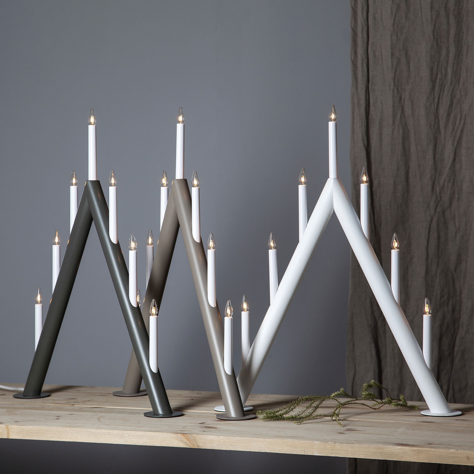 Candelabra Circum, pointed, 7-flame, white