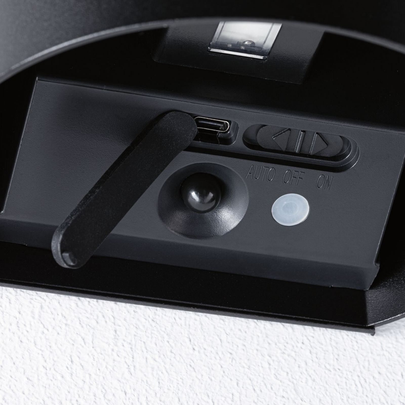 Paulmann Akku-Außenwandlampe Nyora schwarz 14 cm Sensor IP44 Paulmann Akku-Außenwandlampe Nyora schwarz 14 cm Sensor IP44
