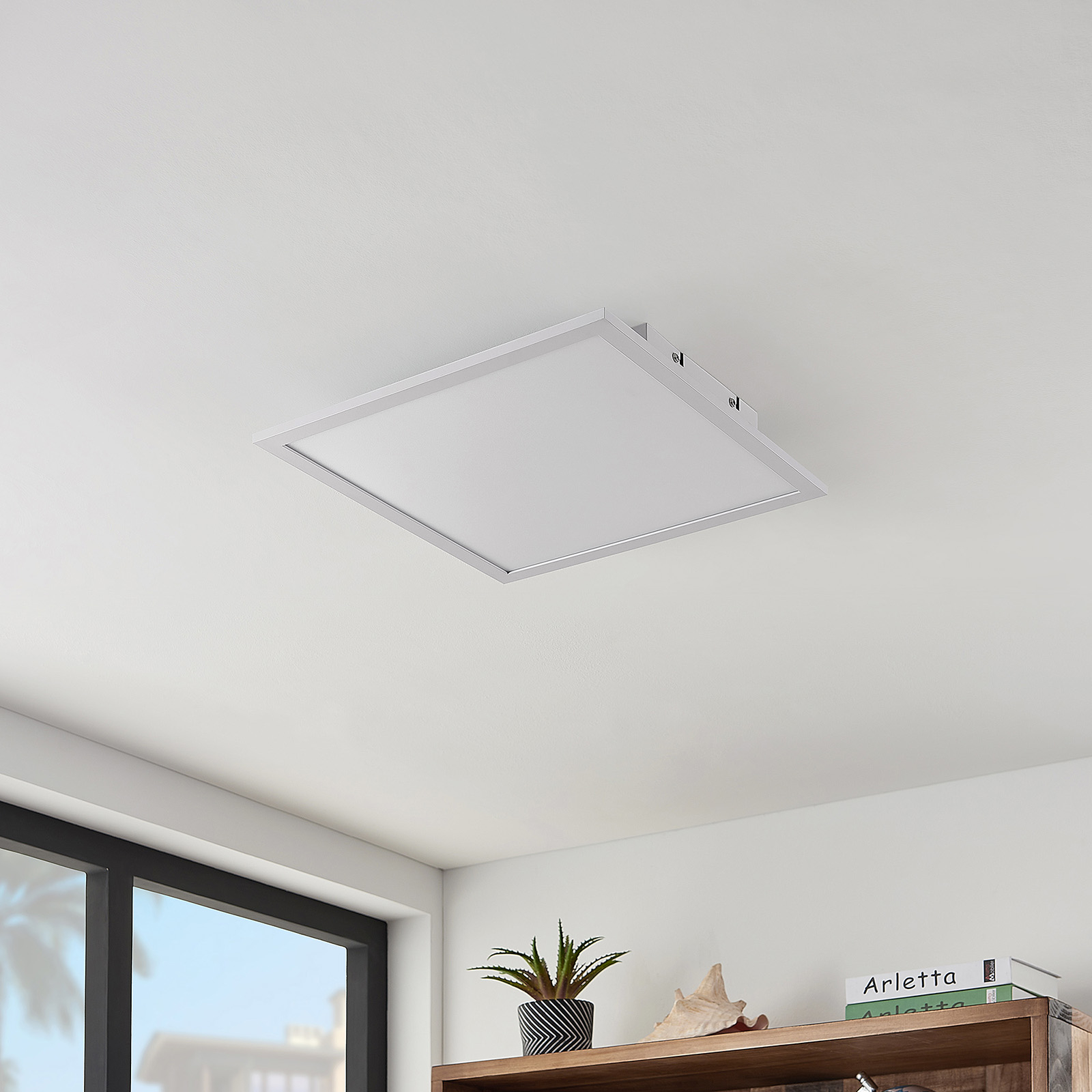 Quais LED Ceiling Lamp 4.000K 40x40 White - Lindby
