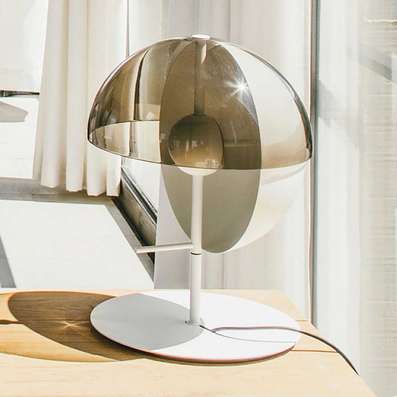 MARSET Theia M lampa stołowa LED Ø 32 cm biała