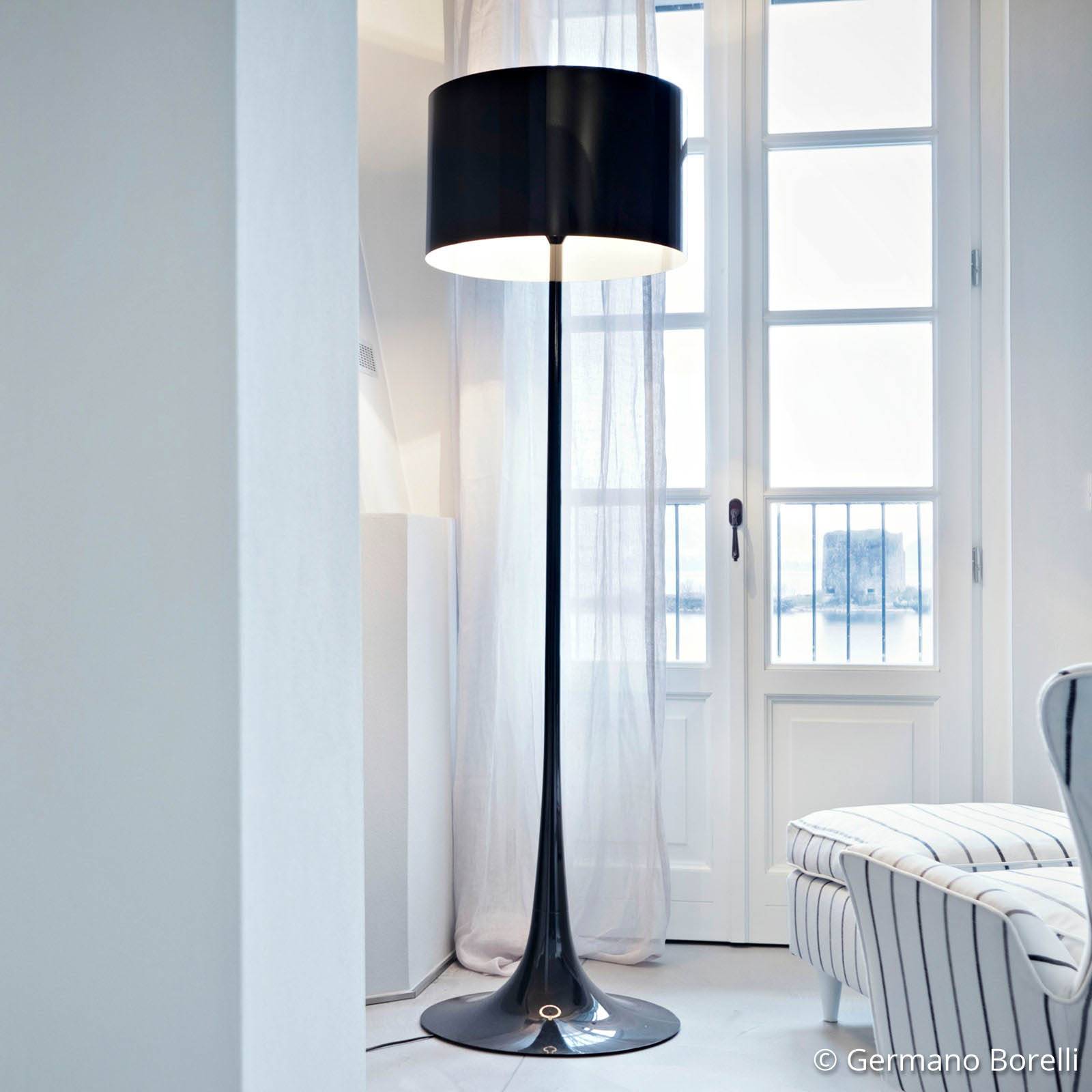 FLOS Spun Light F - czarna lampa stojąca