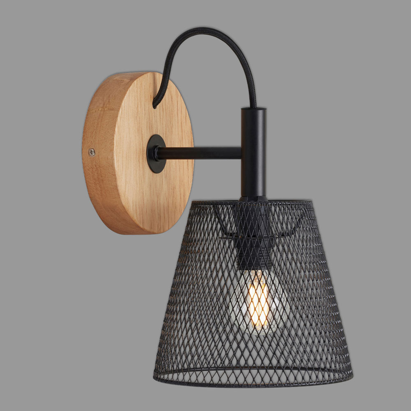 Wood & Style 2077 Vägglampa med skärm i expanderad metall