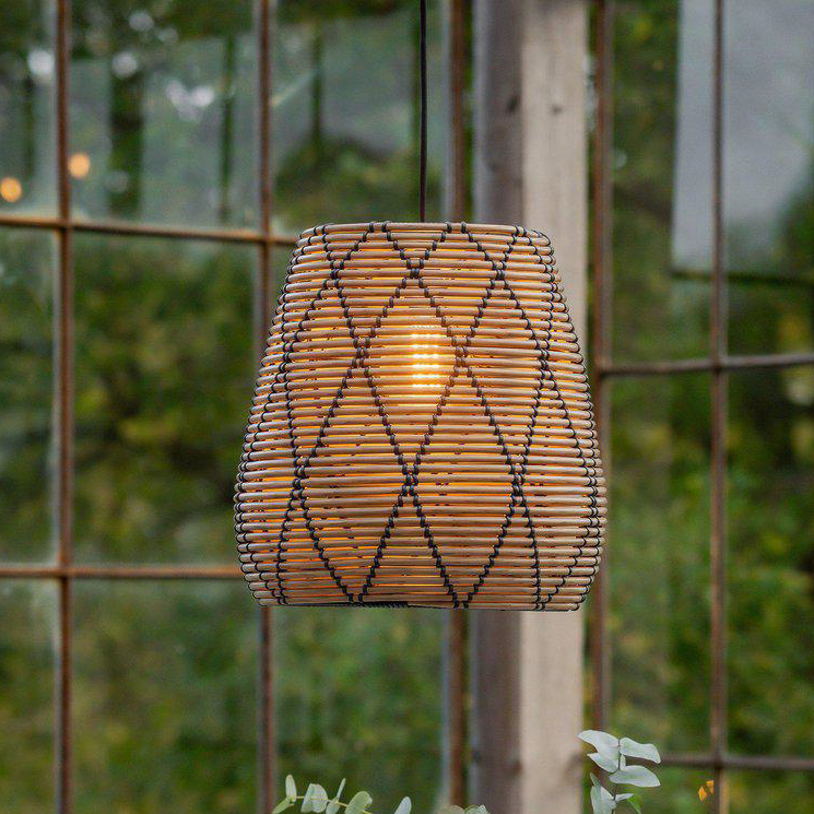 PR Home outdoor hanging light Lollo, UK, Ø 38 cm, natural/black
