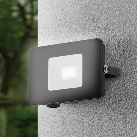 LED-Außenstrahler Faedo 3 in Schwarz