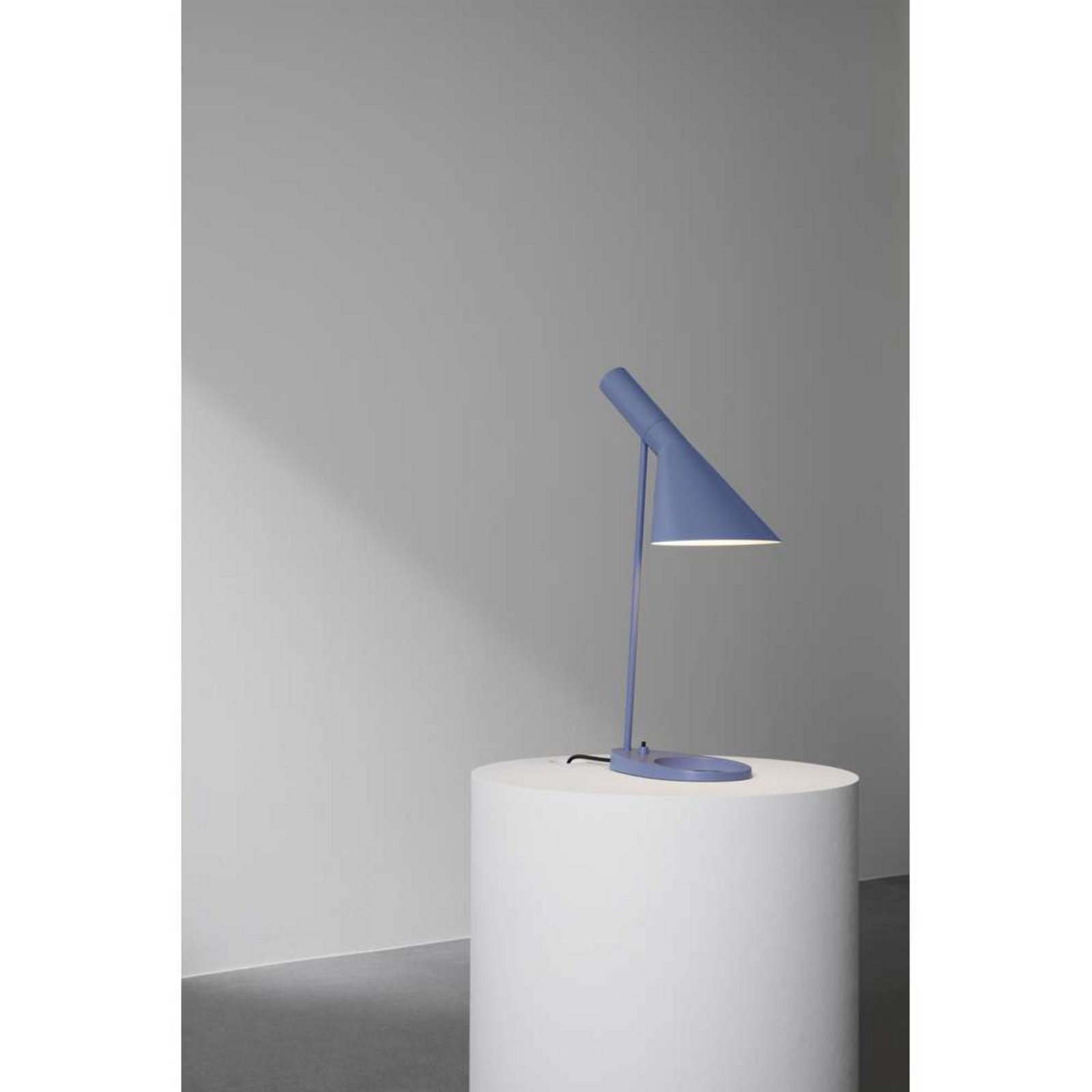 AJ Table Lamp Dusty Blue - Louis Poulsen