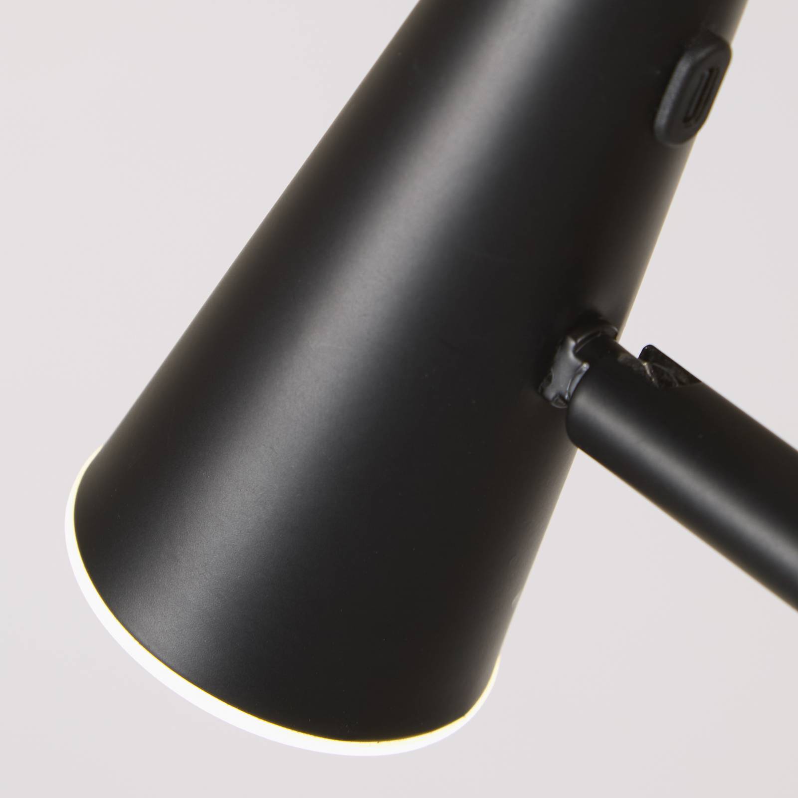 Searchlight LED vloerlamp op accu 10450BK, zwart, hoogte 151 cm, metaal