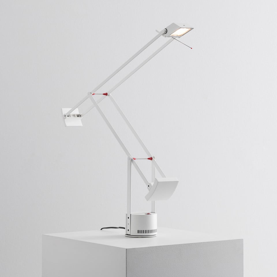 Artemide Tizio Bordslampa, vit från Artemide