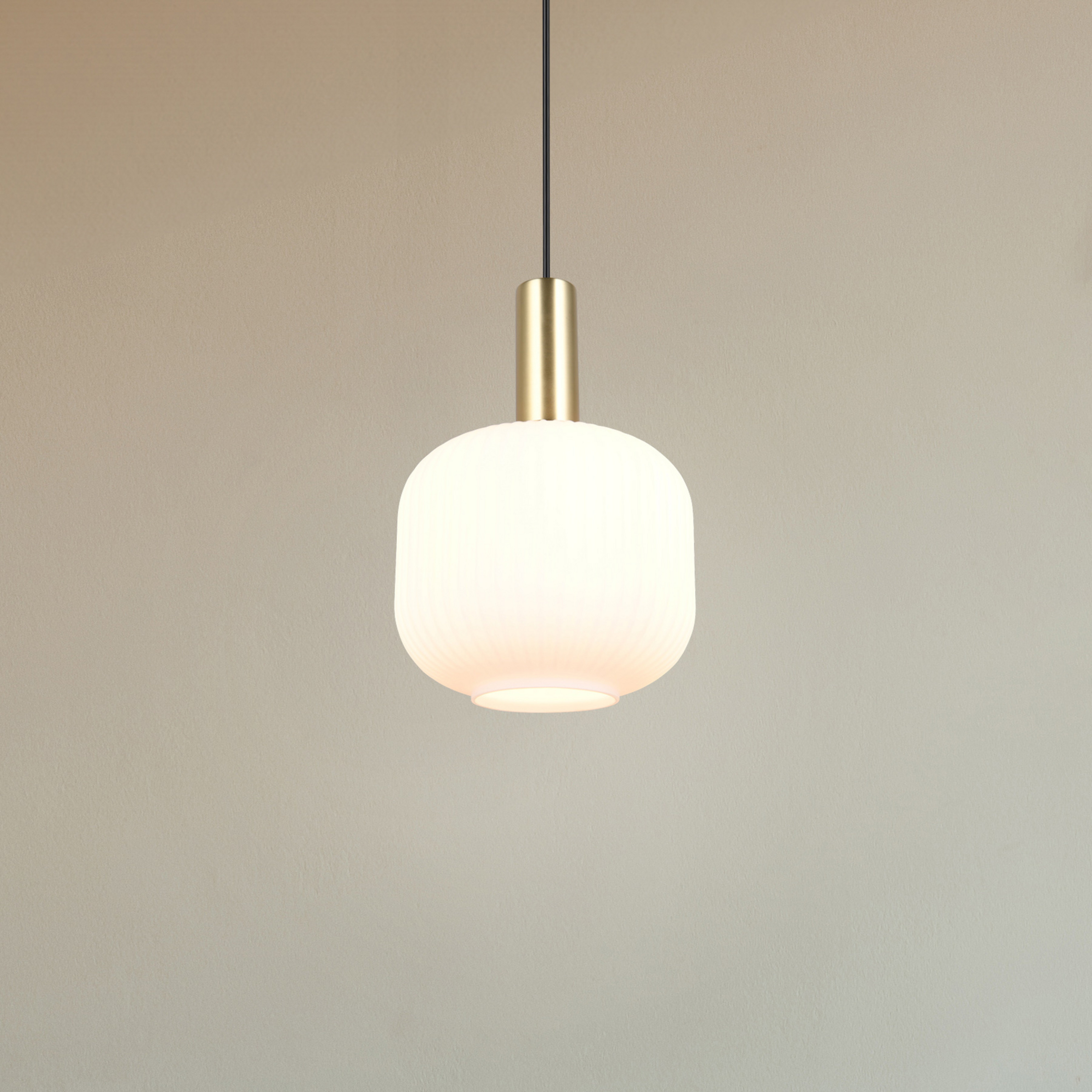 Diva rippvalgusti, 1-valgusti, messingvärvi, opaal, metall, klaas