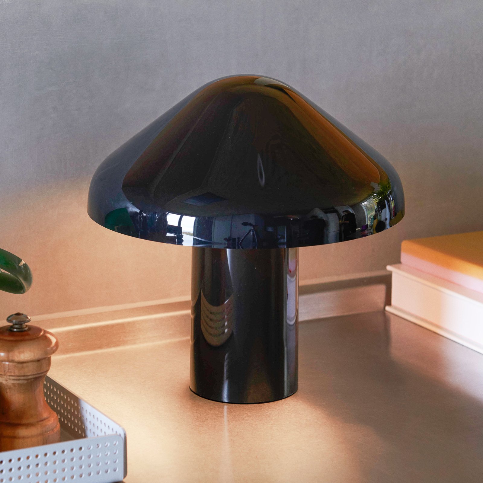 HAY Pao Portable LED stolní lampa s baterií černá