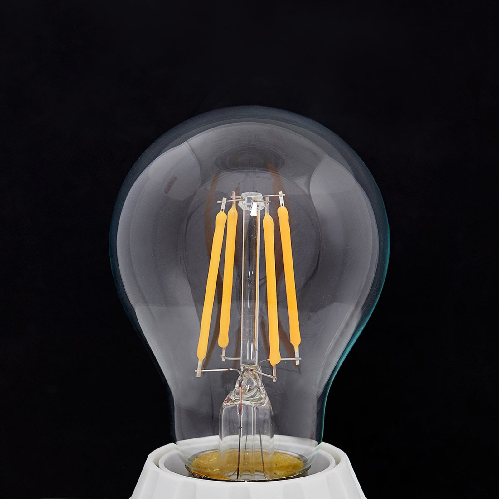 E27 filament LED bulb 4 W, 470 lm, 2,700 K, clear