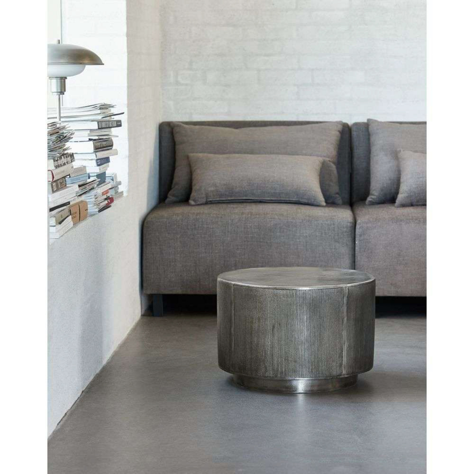 Rota Sofa de masă H35 Ø50 Brushed Silver - House Doctor