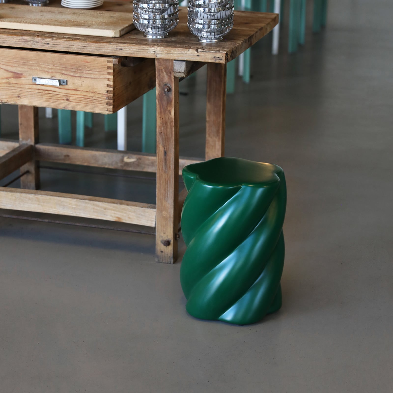 Tabouret Marshmallow, vert, hauteur 45 cm - &Klevering