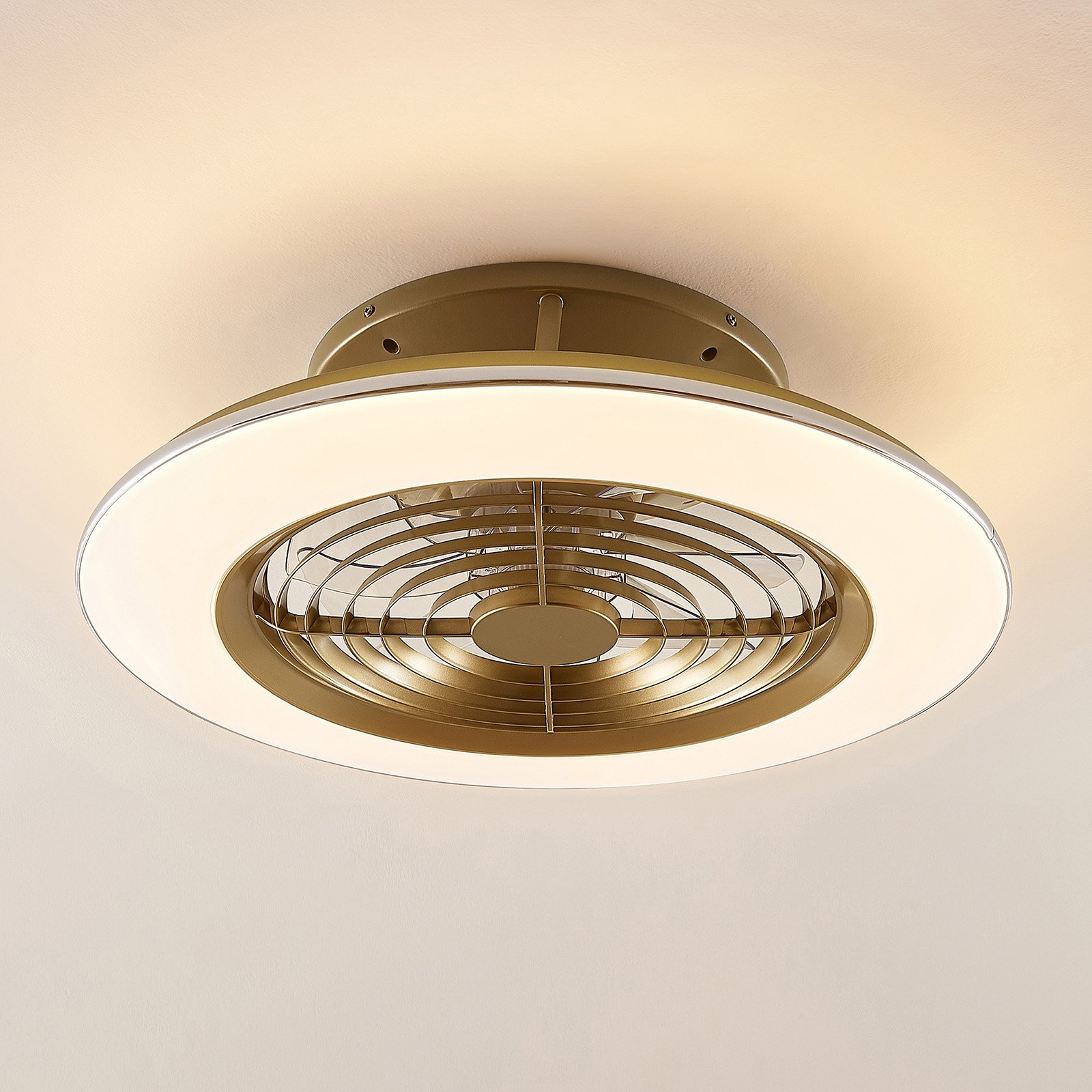 Arcchio Fenio LED ceiling fan with light, gold, for Living / Dining Room, metal, ABS plastic, 70 W, energy efficiency: A+, H: 16 cm