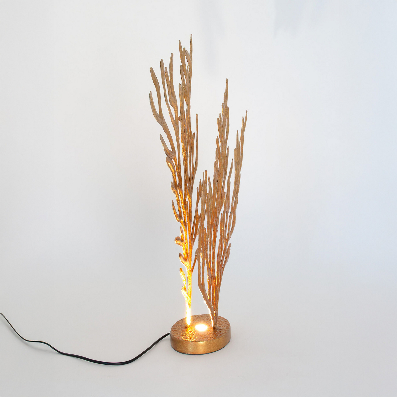 LED-bordlampe CORADORIA, gullfarget, høyde 72 cm, metall