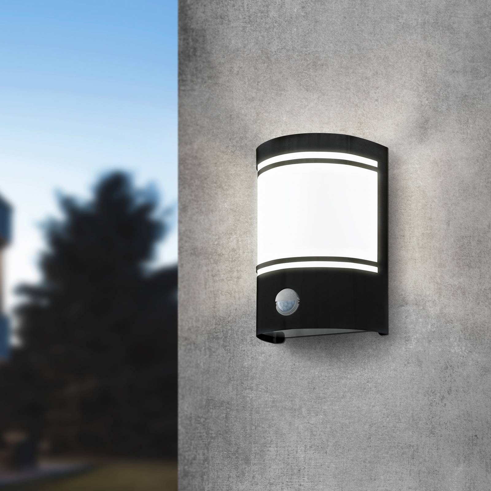 Außenwandlampe Cerno mit Bewegungsmelder, schwarz günstig online kaufen