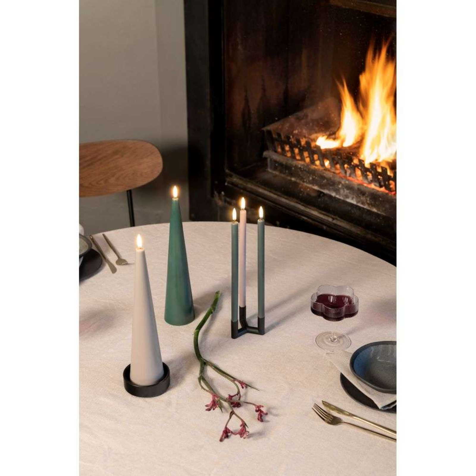 Cone Candle LED 5,8x21,5 cm Nordic White/Smooth - Uyuni Lighting