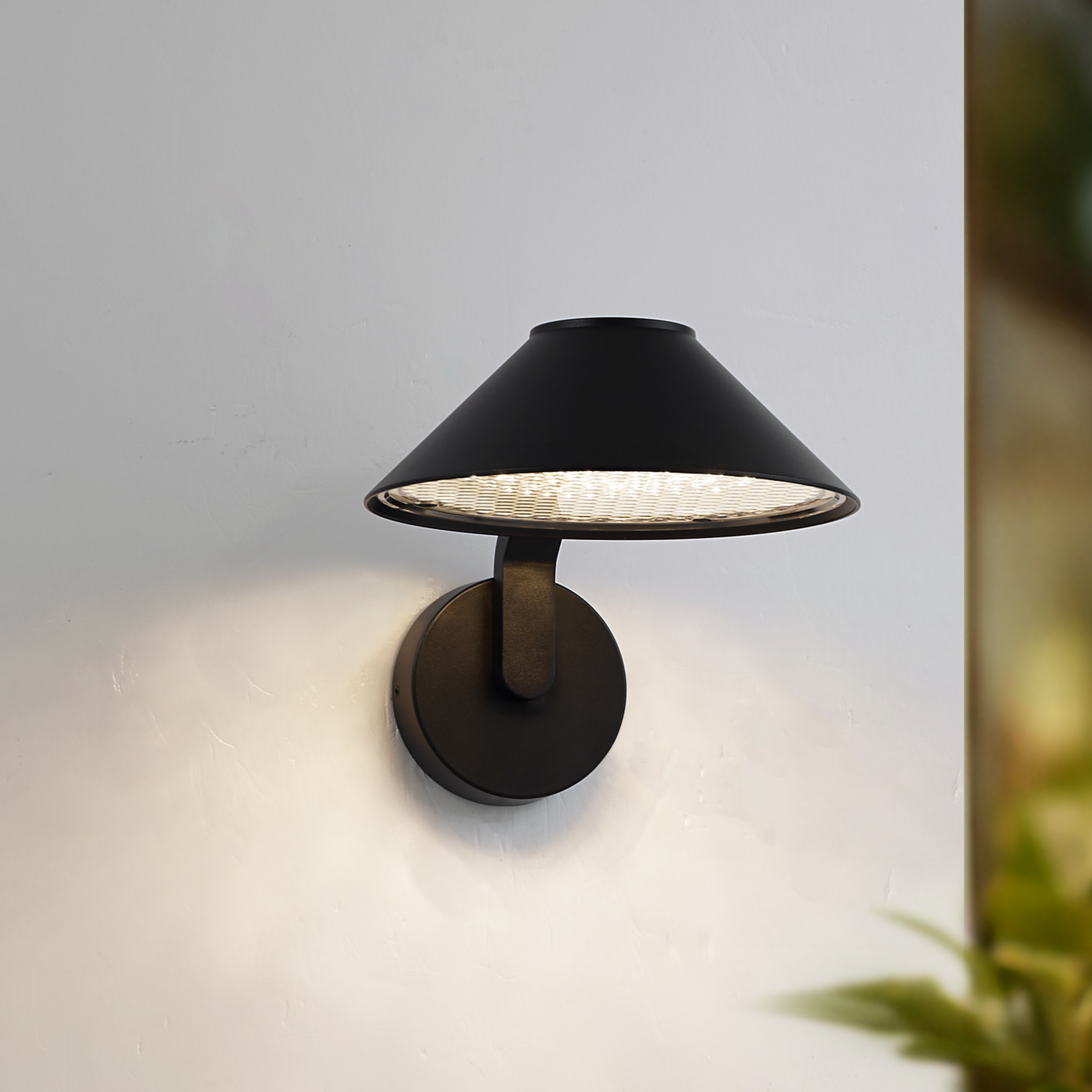 Lindby Applique murale LED Capelo, noir, métal, Ø20cm