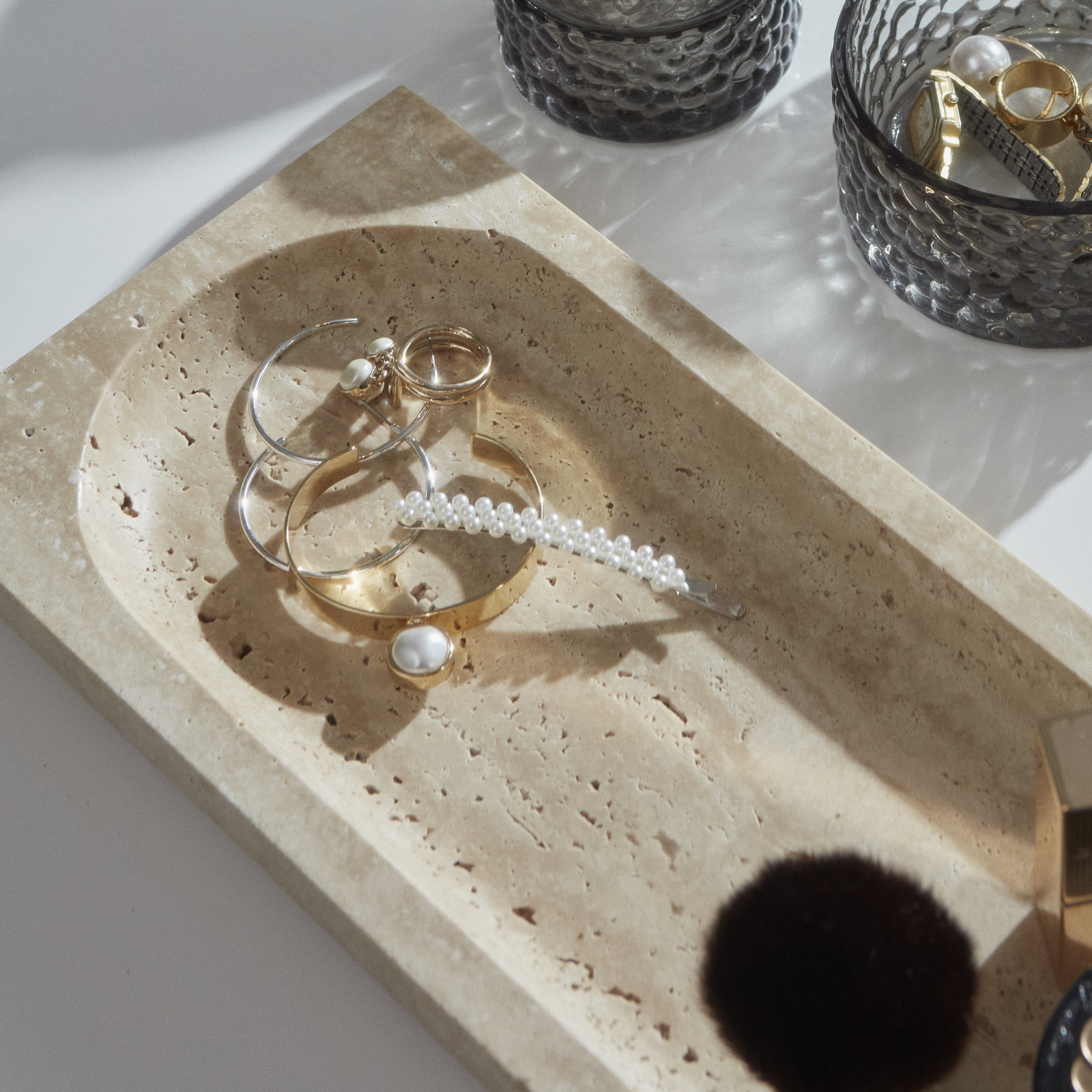 Regina Gericht L40 Travertine - AYTM