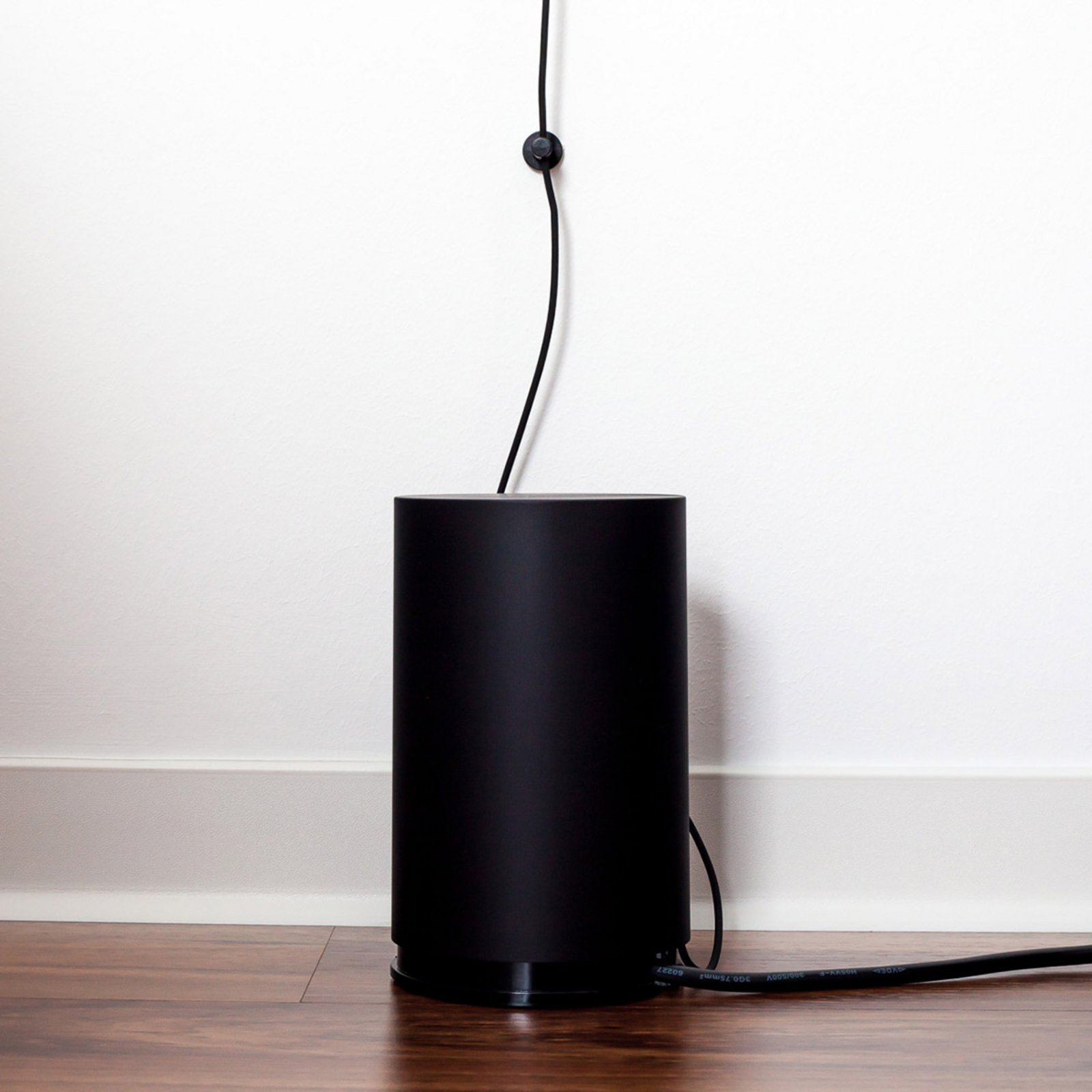 Interrupteur au sol pour guirlande lumineuse - FLOS Interrupteur au sol pour guirlande lumineuse - FLOS