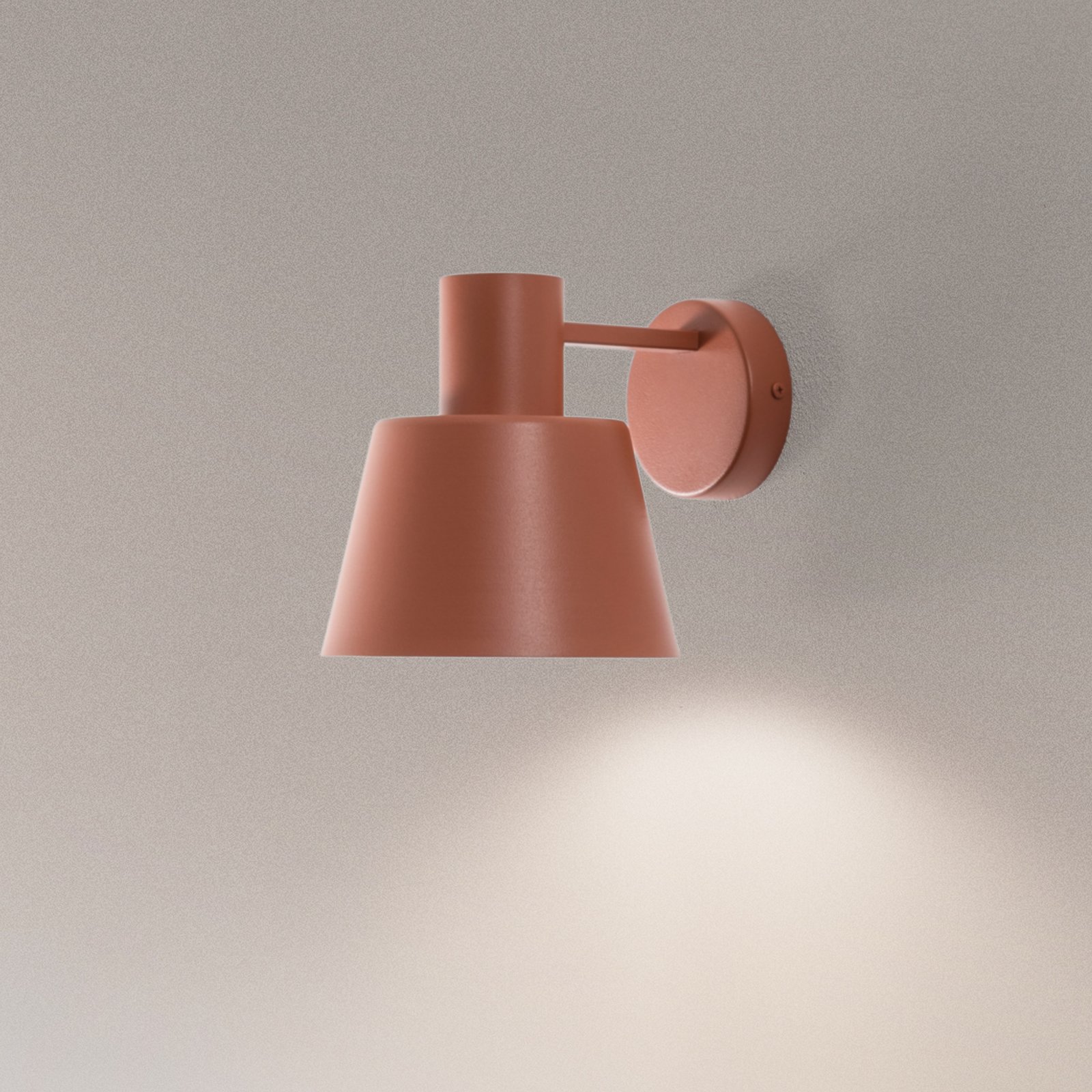 Dunka wall light, brick red, 1-bulb, steel, height 17 cm