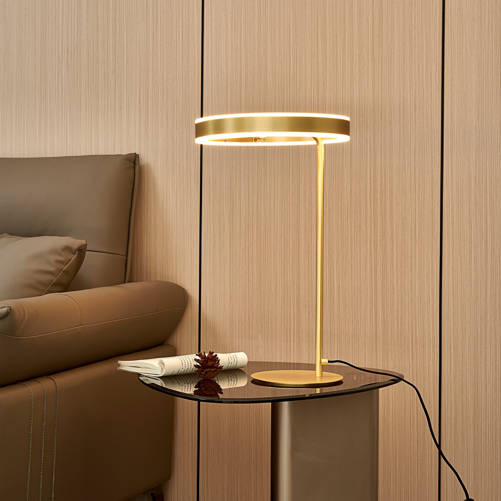 Lucande Lampe à table LED Yekta, 3-stepdim, couleur laiton