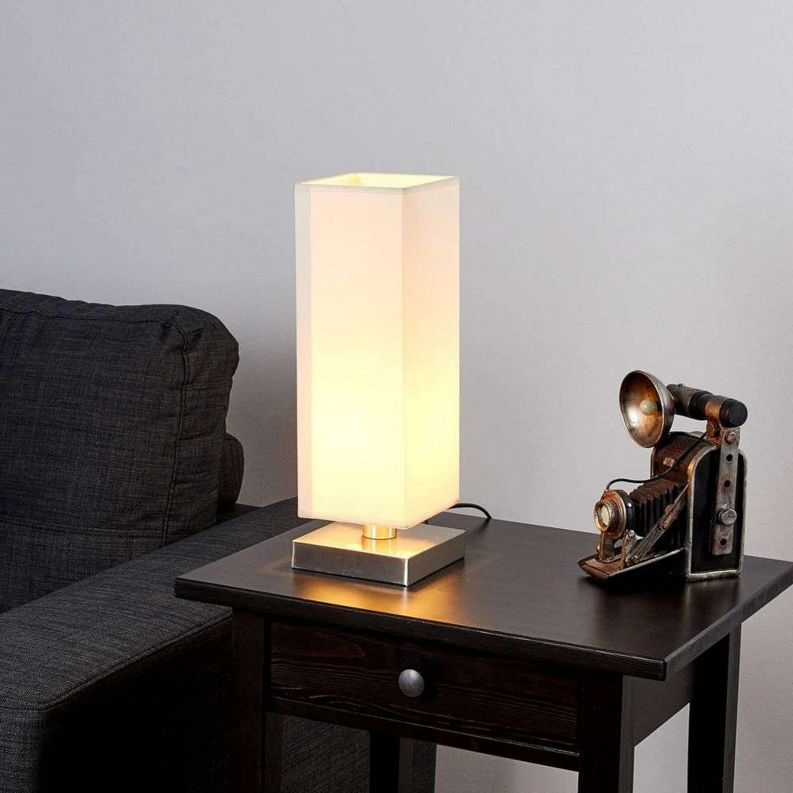 Martje LED Bordlampe Cream - Lindby