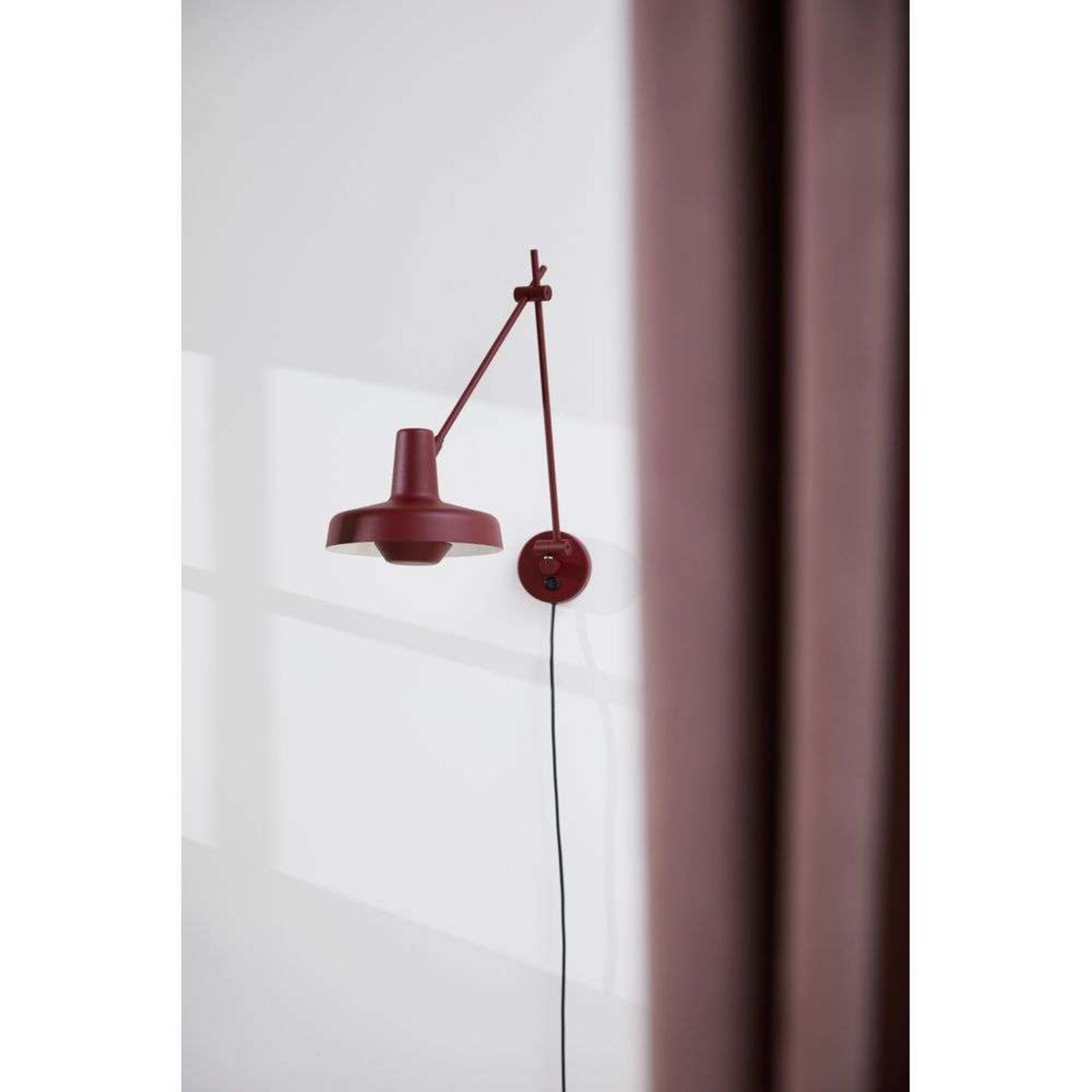 Arigato Wall Lamp Red - Grupa