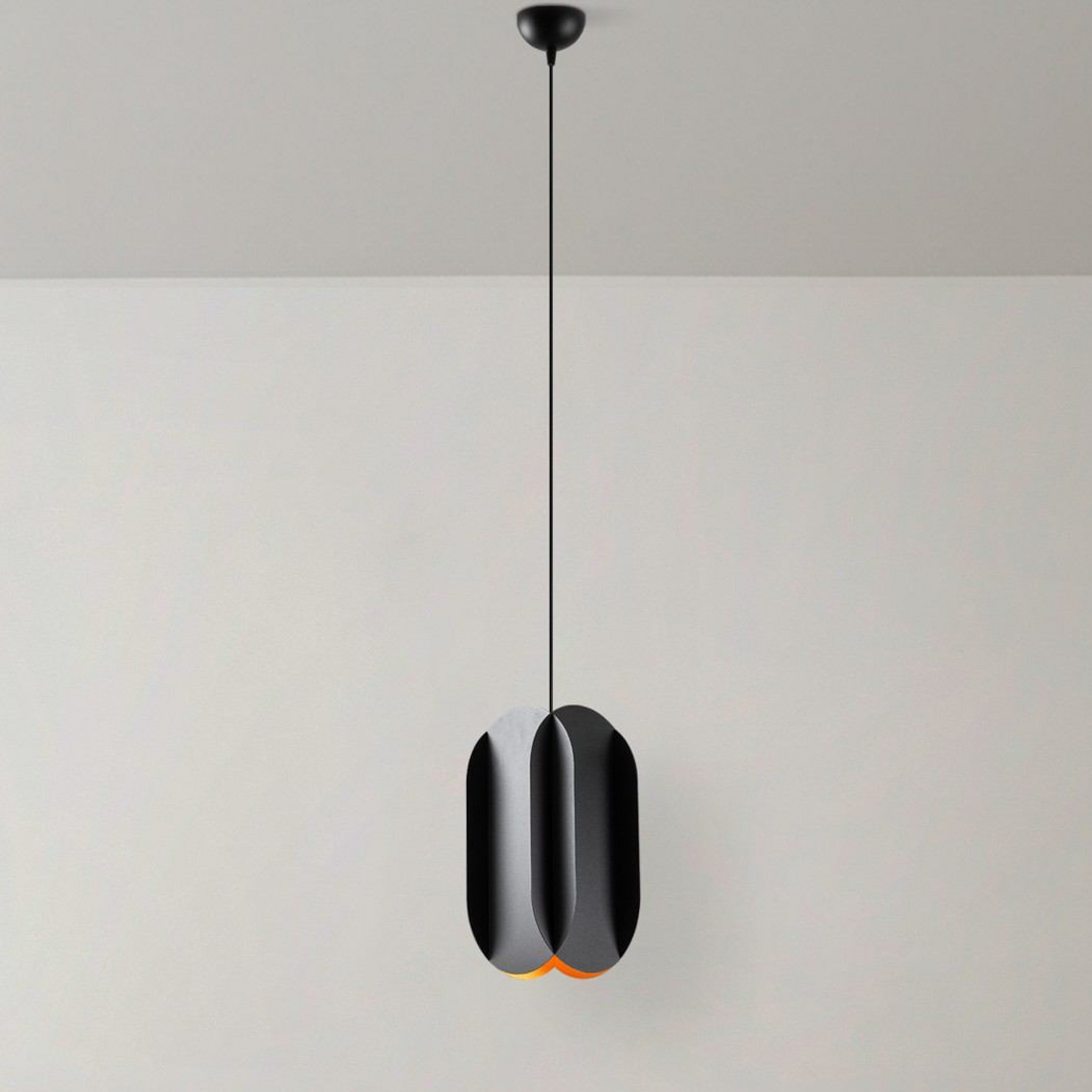 Candeeiro suspenso Corner, preto, altura 35 cm, metal, E27