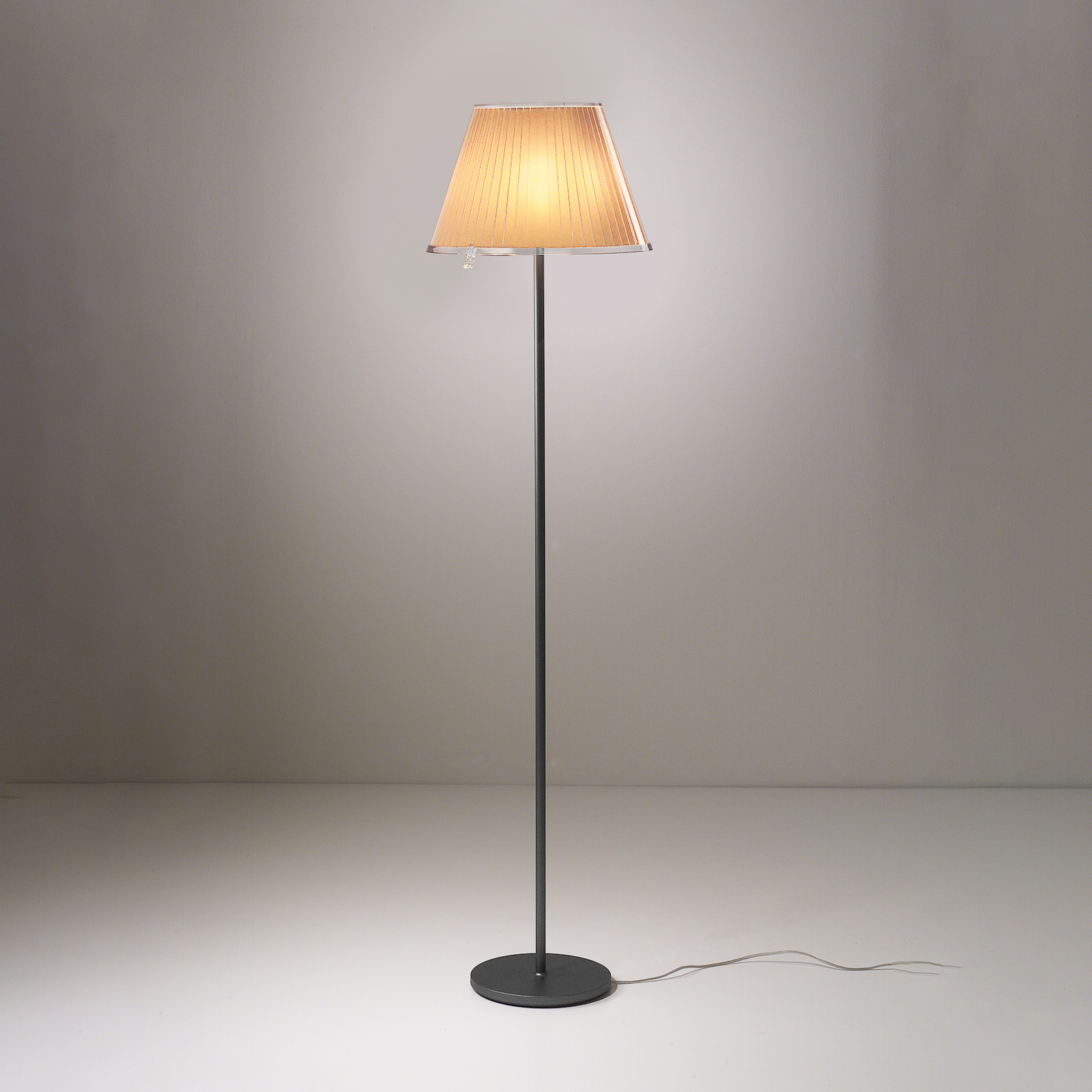 Artemide Choose lampa podłogowa pergamin/antracyt