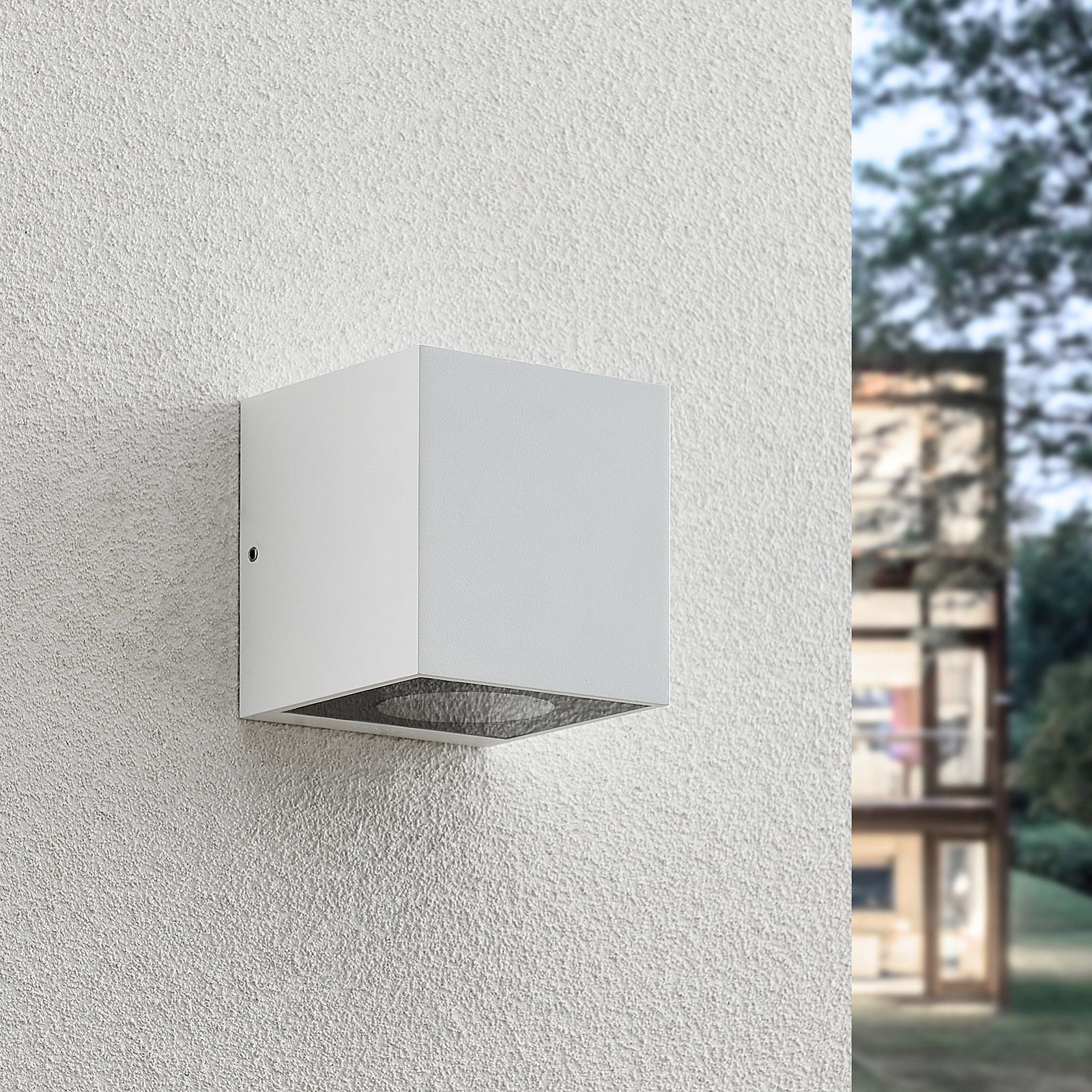 Arcchio Tassnim outdoor wall light white 1-bulb