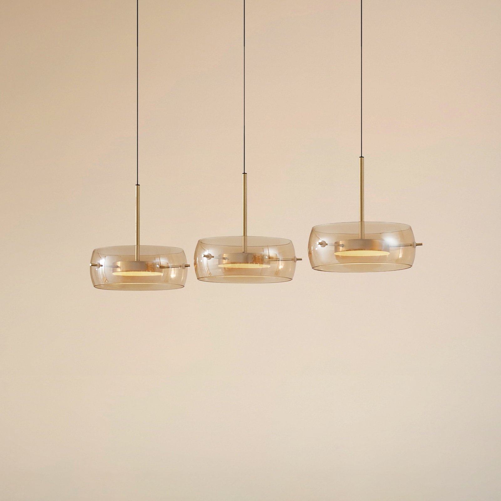 Lucande LED-Hängeleuchte Martis, amber, 3-flg., dimmbar