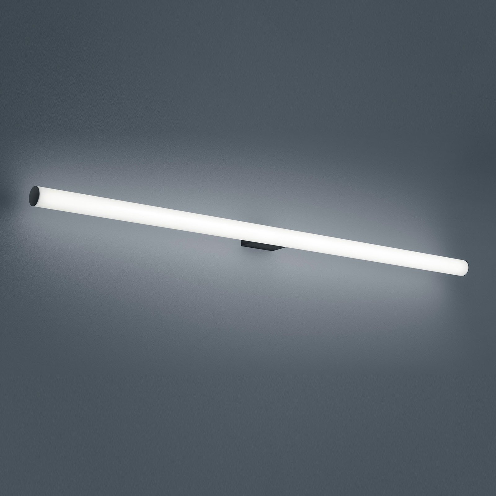 Helestra Loom LED-speillampe, svart, 120 cm
