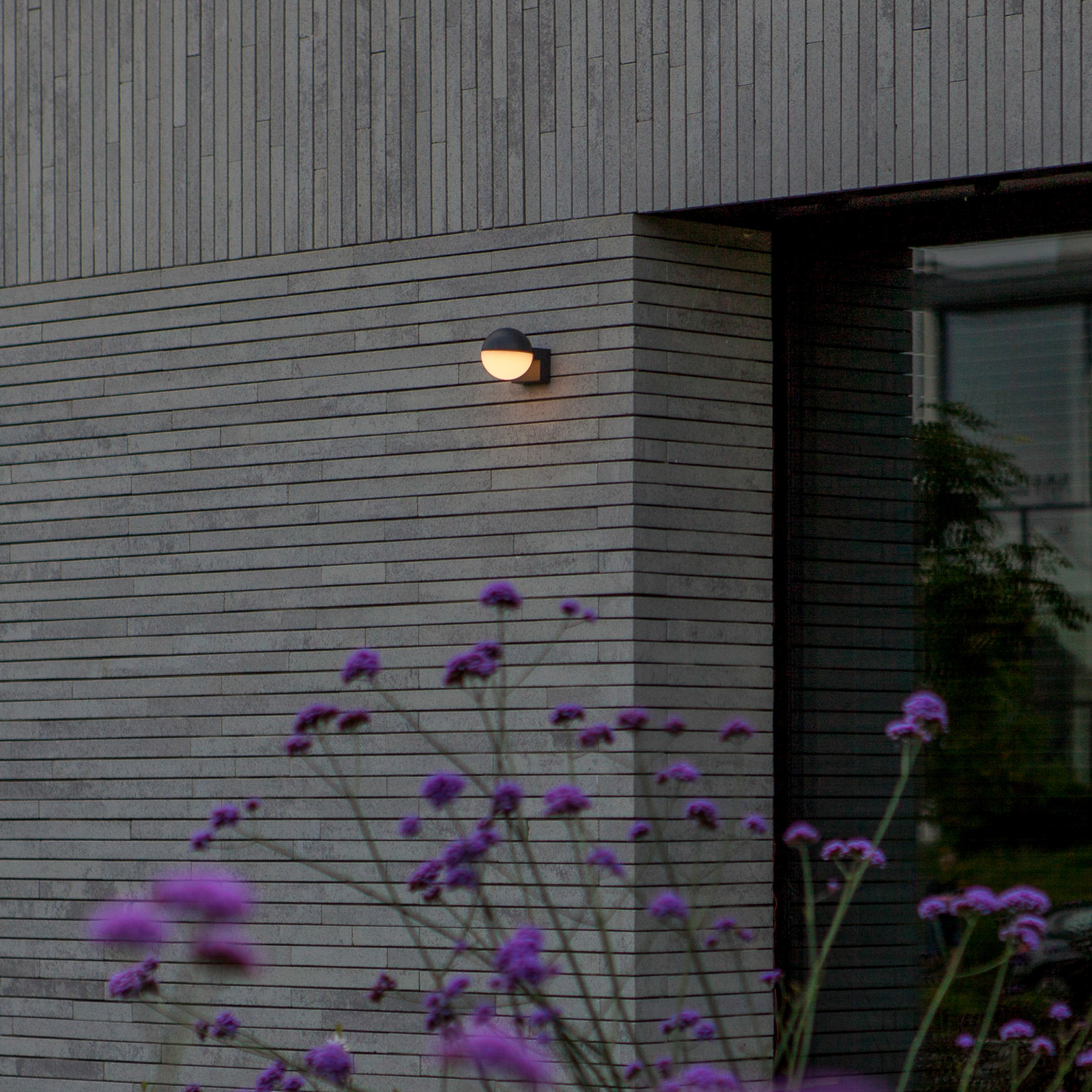 LED-Außenwandleuchte LOOMA, dunkelgrau, Ø 10 cm, Metall IP54