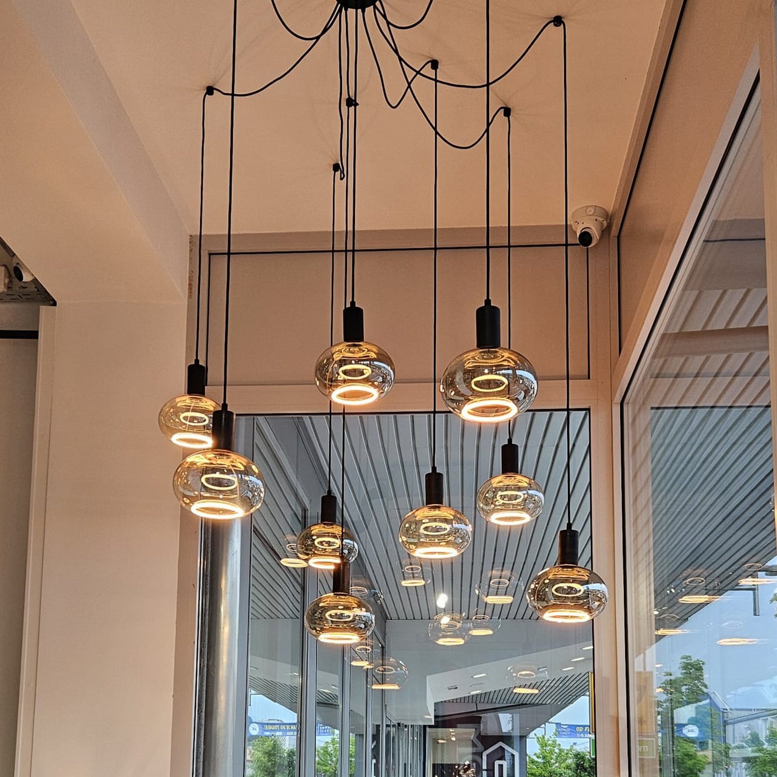 Segula piekaramā lampa Spyder 7 Wave, melna, 7 gaismas avoti