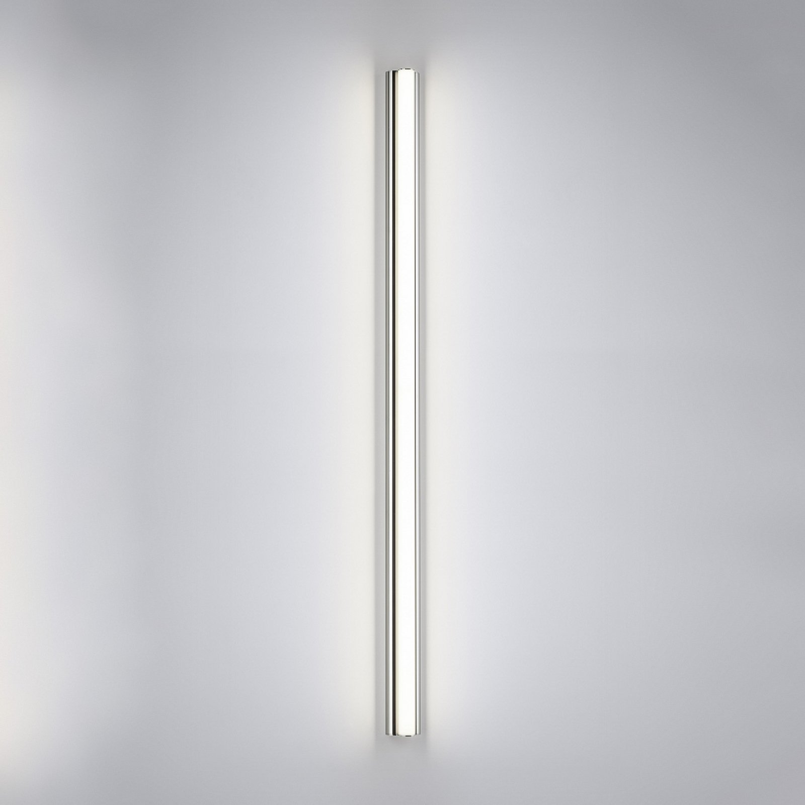 Helestra LED mirror light LOOM 2, length 120 cm, IP44, CCT