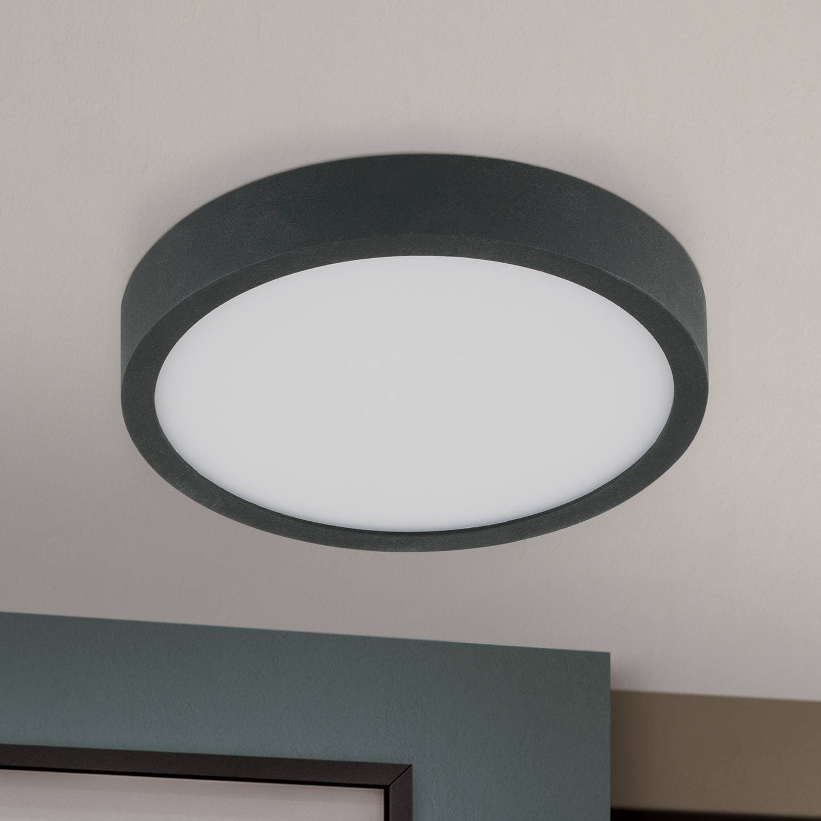 E-shop LED stropné svietidlo Bully v čiernej farbe, 3 000 K, Ø14 cm