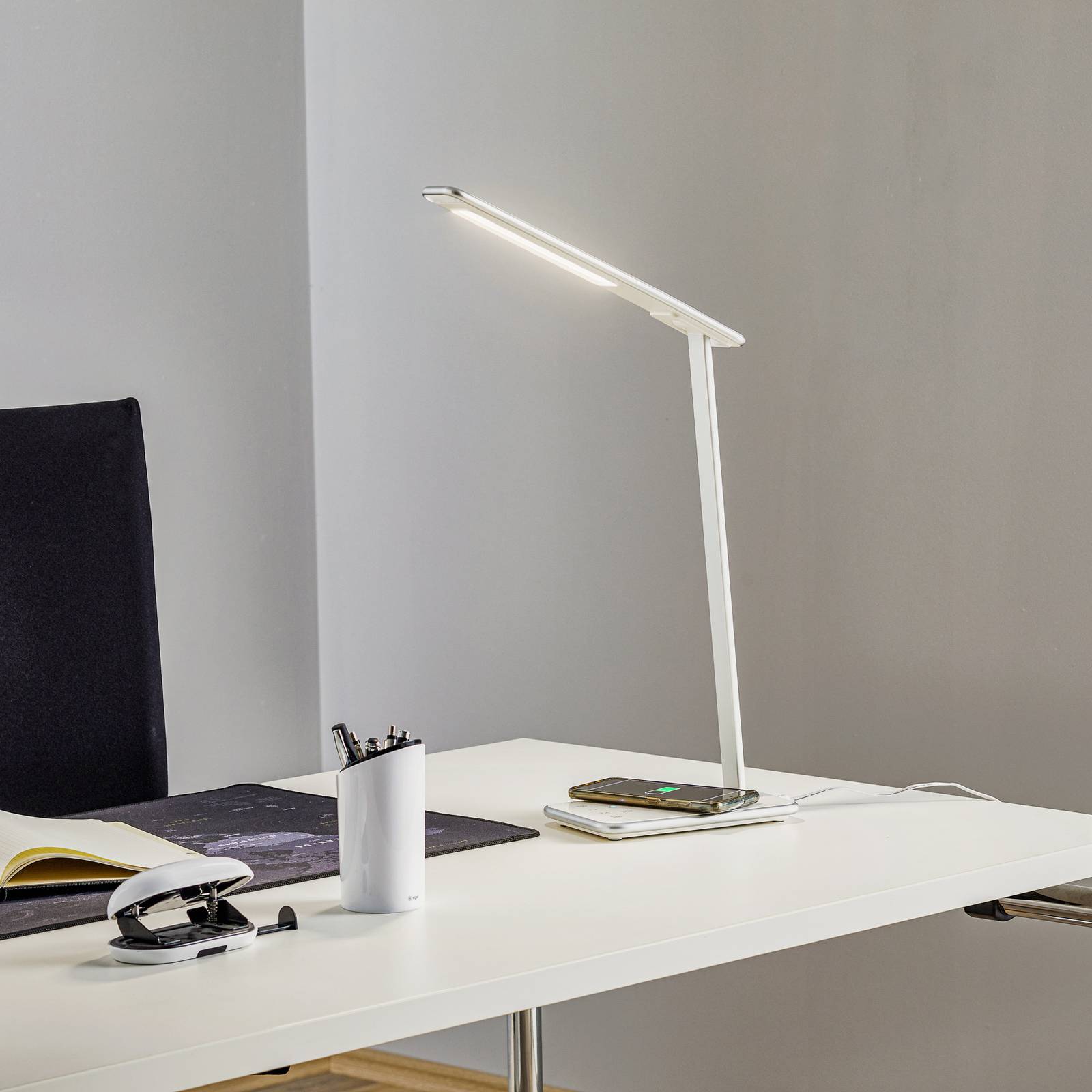 E-shop LED lampa na písací stôl Orbit strieborná indukcia