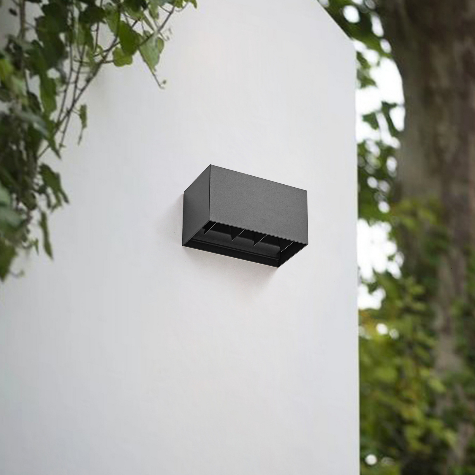 Lindby LED-ulkoseinälamppu Nivar, musta, 4-lamppuinen, 20 cm, IP54