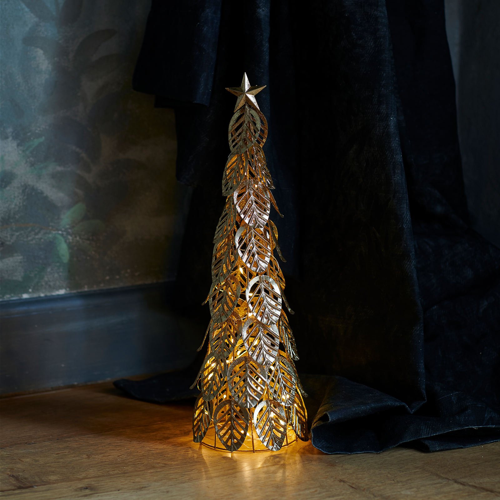 Kirstine LED decorative tree, gold, 43 cm high