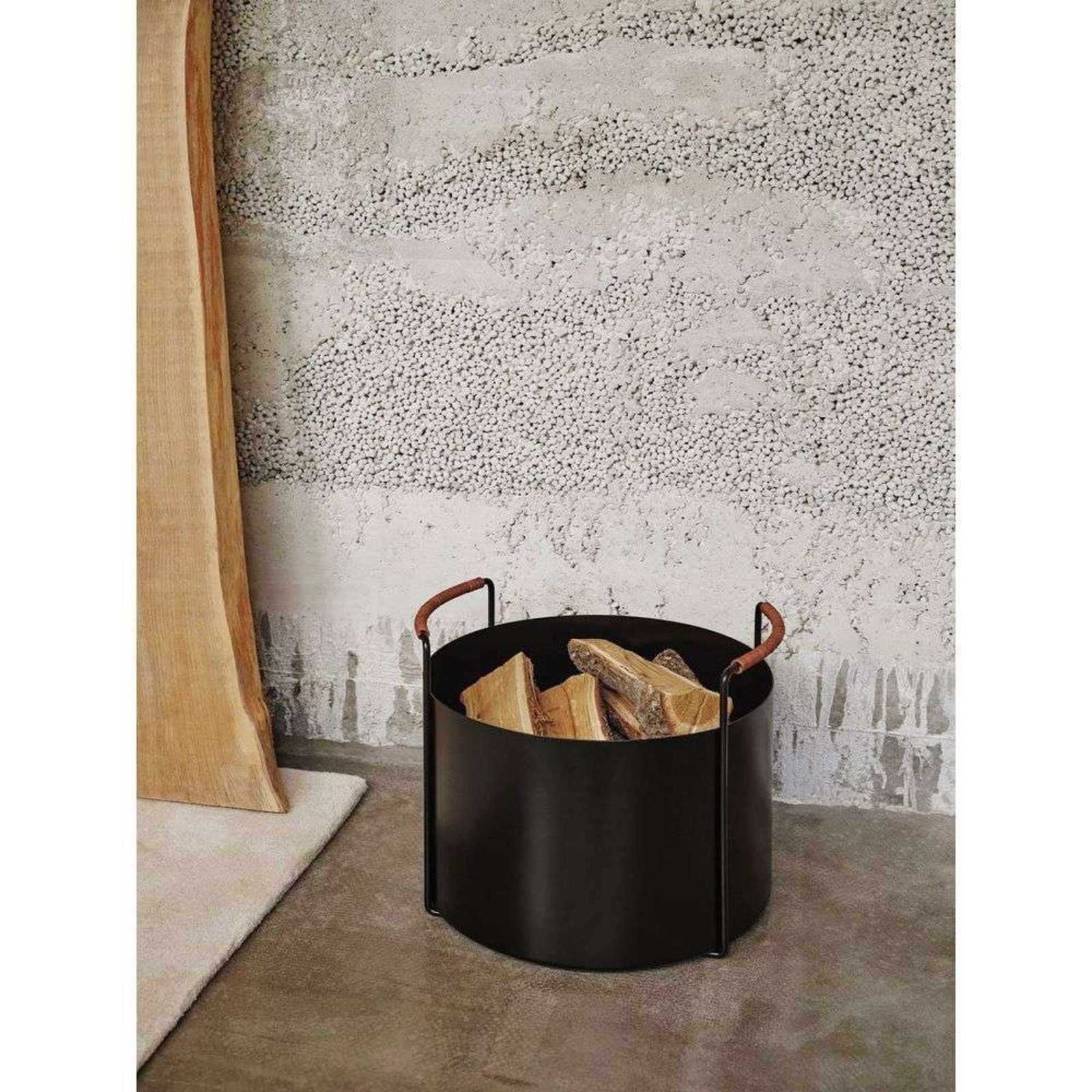 Port Firewood Bucket Negru - Ferm Living