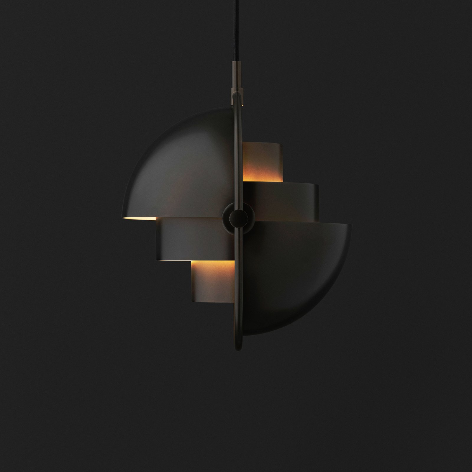 Multi-Lite Függőlámpa Black Brass - GUBI
