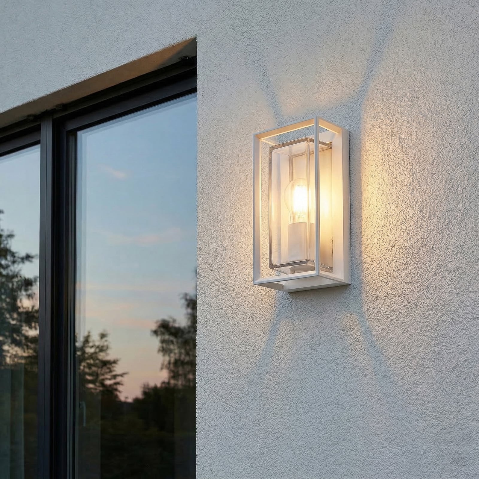 Ismera Außenwandleuchte IP65 weiß Glas E27 - Arcchio