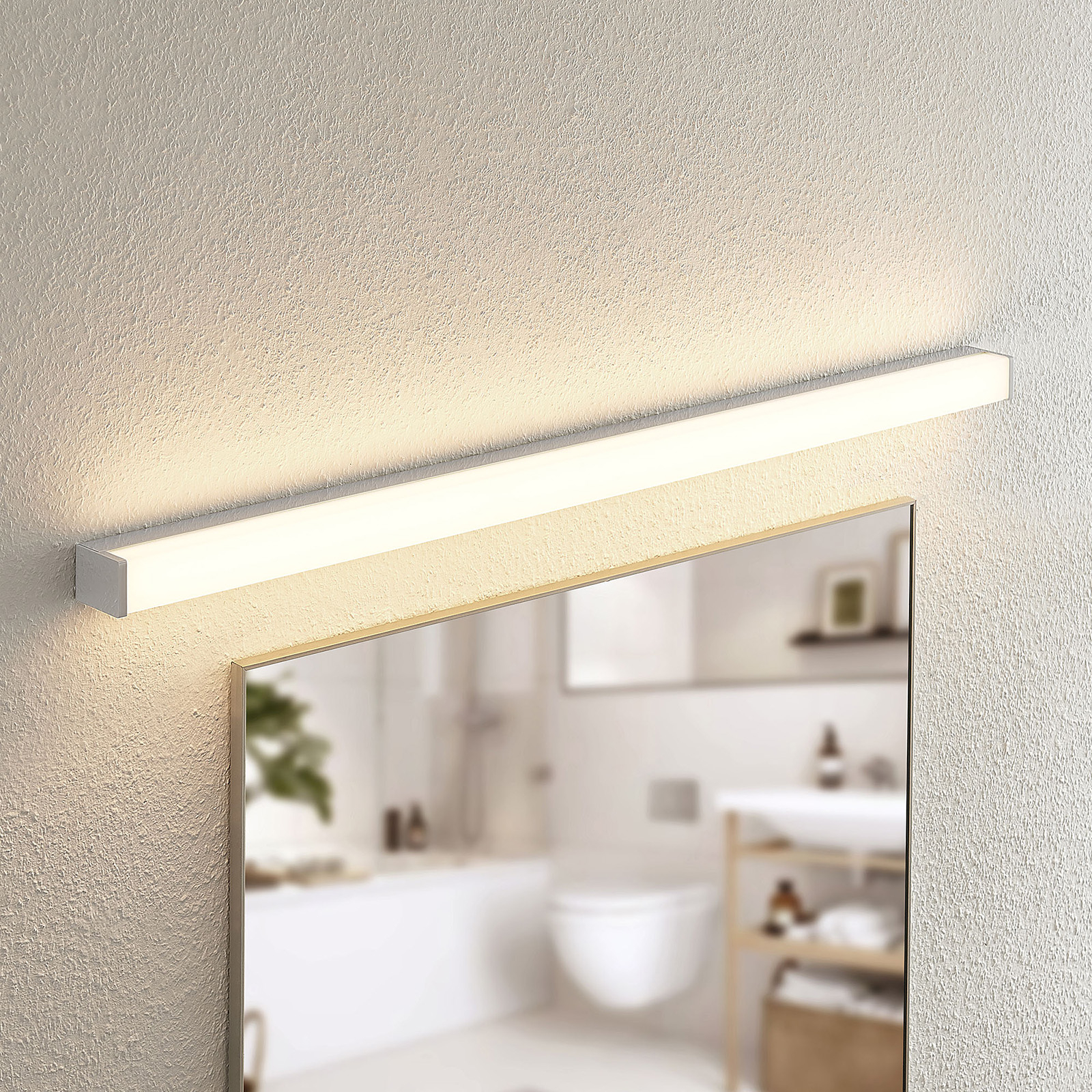 Lindby Klea lámpara LED para cuarto de baño; 120cm