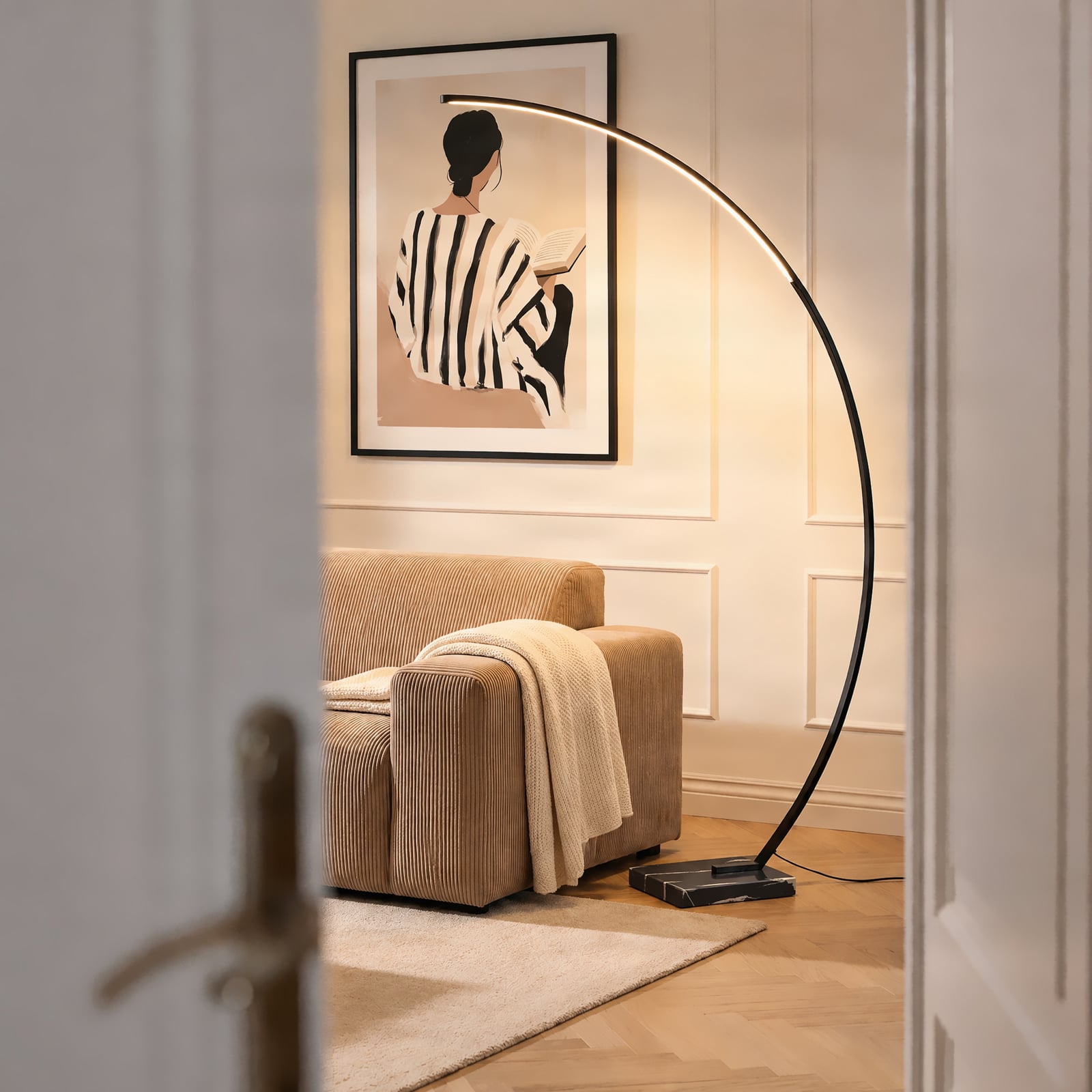 Lindby LED-Bogenstehleuchte Kendra, schwarz, Alu, Höhe 180cm Lindby LED-Bogenstehleuchte Kendra, schwarz, Alu, Höhe 180cm